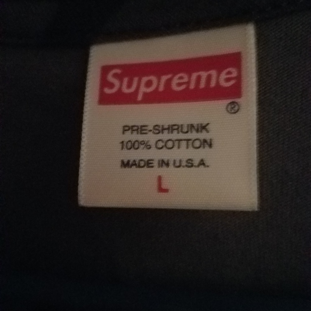 Supreme Headline Tee - Picture 3 of 5